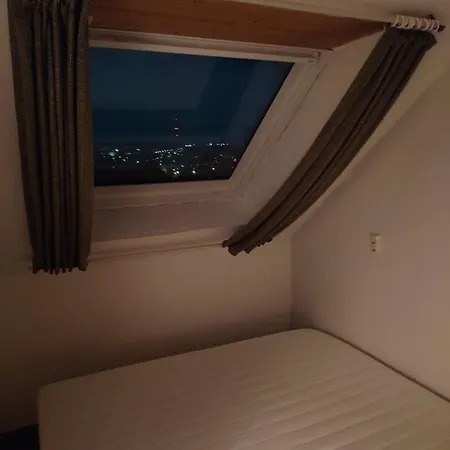 Apartment Mit Bad, Prima Aussicht!